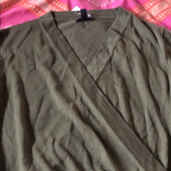 J. Crew crossover Merino sweater medium - Picture 2 of 8